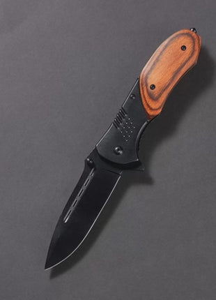 The video shows how to use knife